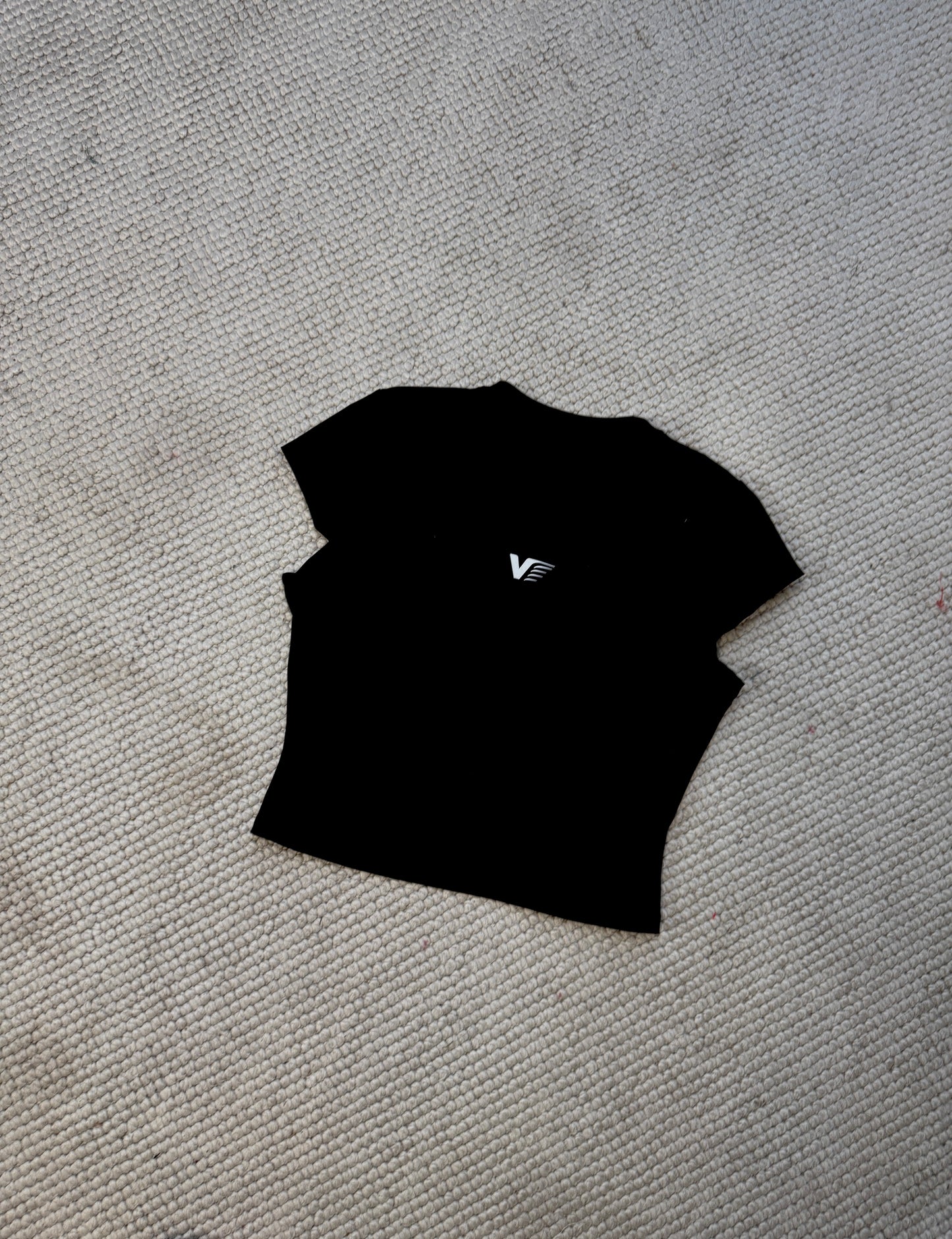 Apex Cropped Training Tee – Black