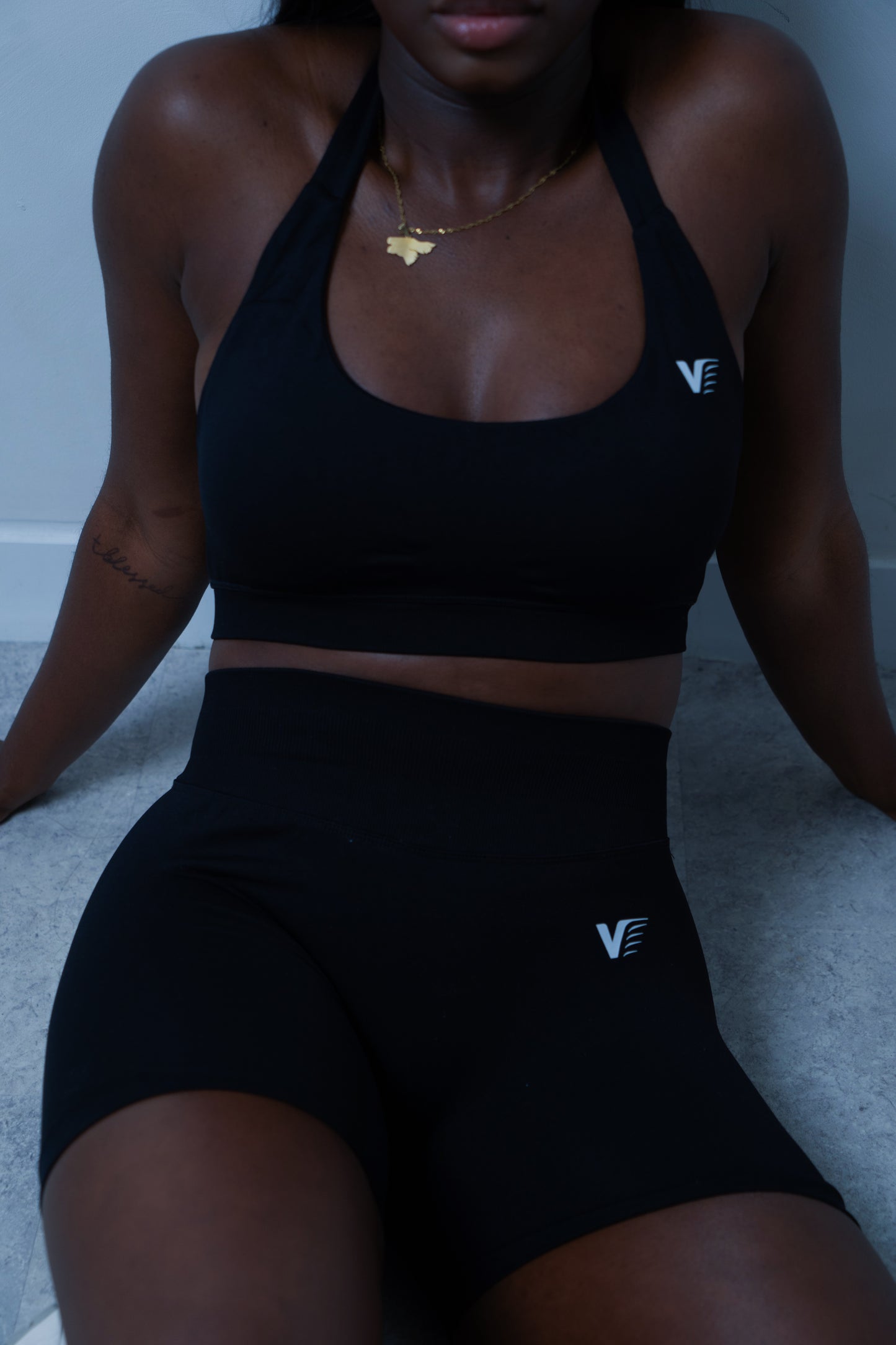 Apex Seamless Sculpt Shorts – Black